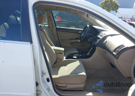 2006 Honda Accord 2.4 Lx z USA, uszkodzony, nr VIN 1HGCM56486A024057